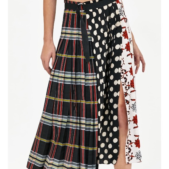 Zara patchwork print pleated skirt - Picture 3 of 4
